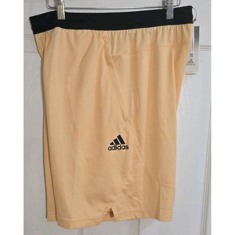 Adidas Mens Shorts MEDIUM Training Primegreen Axis KNT 3.0 Orange HN3090